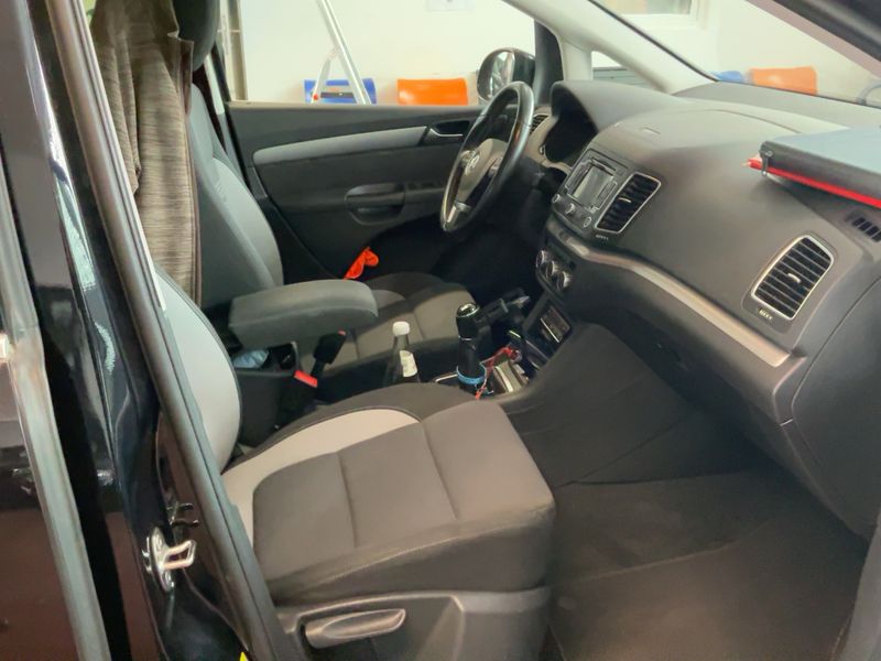 Volkswagen Sharan 2.0 TDI Life 4Motion BlueMotion Tech — zdjęcie 11