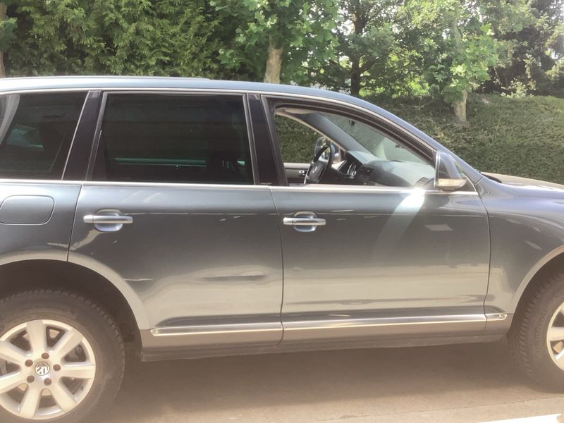 Volkswagen Touareg 3.0 V6 TDI Carat Edition — zdjęcie 7