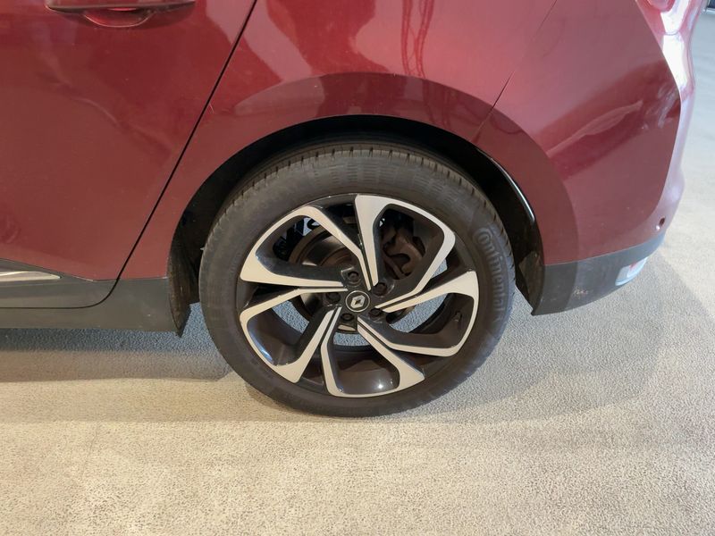 Renault Grand Scenic 1.2 TCe Energy BOSE Edition 2017 – снимка 5