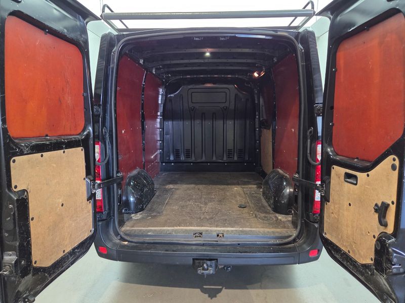 Renault Master 2.3 dCi L1H1 Ka 2,8t — zdjęcie 5