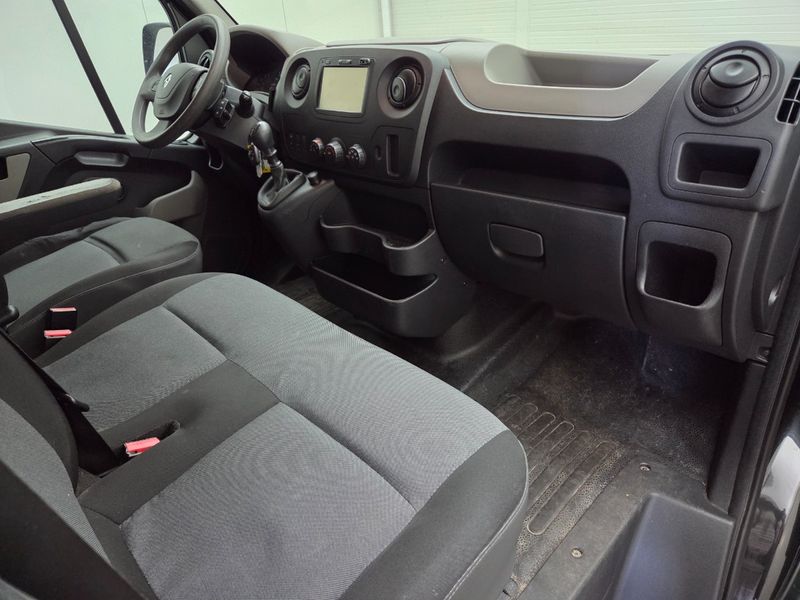 Renault Master 2.3 dCi L1H1 Ka 2,8t — zdjęcie 7