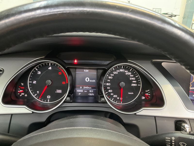 Audi A5 2.7 V6 TDI — zdjęcie 13