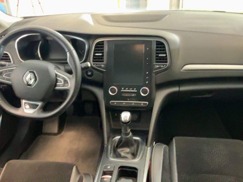 Renault Megane 1.6 dCi Energy Intens — zdjęcie 12