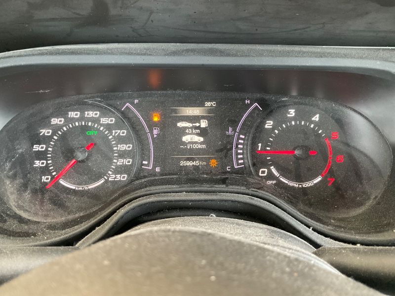 Fiat Tipo 1.6 JTDM Lounge — zdjęcie 4