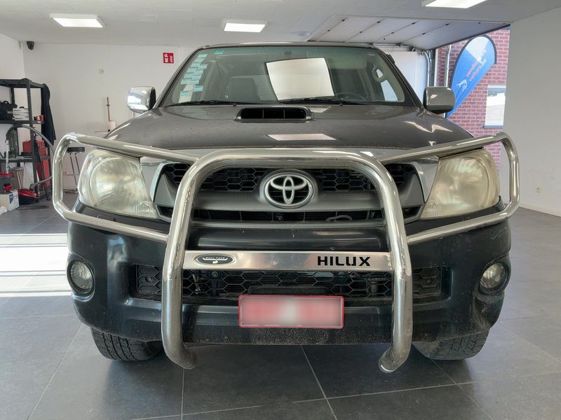 Toyota Hilux 3.0 Turbodiesel Double Cab Executive 4x4 — zdjęcie 9