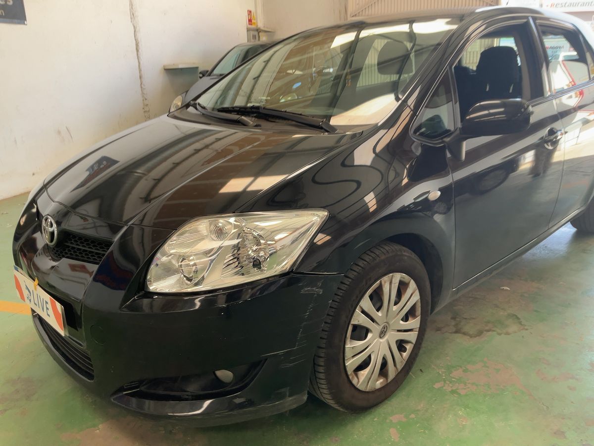 Toyota Auris 1.4 Turbodiesel Active