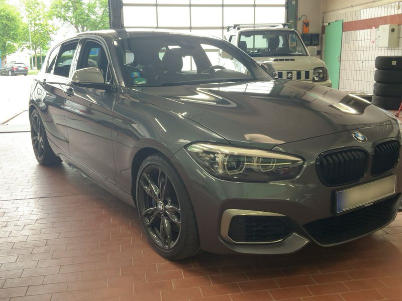 BMW 1er M140i xDrive Special Edition 2019 – снимка 12