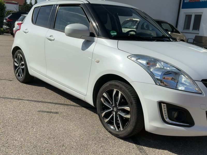 Suzuki Swift 1.2 Comfort — zdjęcie 8