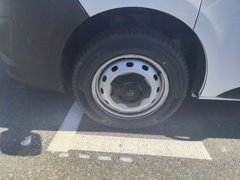 Opel Vivaro 1.6 CDTI Furgón L1H1 2.9T Expression — zdjęcie 19