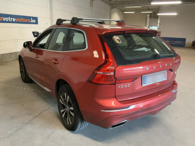 Volvo XC60 2.0 T6 Plug-in Hybrid Inscription Expression AWD 2021 – снимка 6
