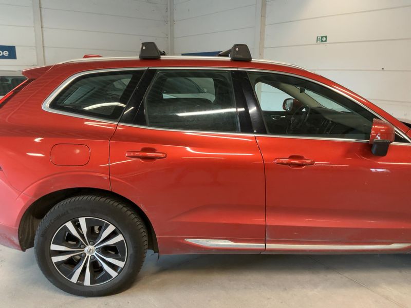 Volvo XC60 2.0 T6 Plug-in Hybrid Inscription Expression AWD 2021 – снимка 10