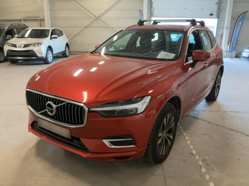 Volvo XC60 2.0 T6 Plug-in Hybrid Inscription Expression AWD 2021 – снимка 2