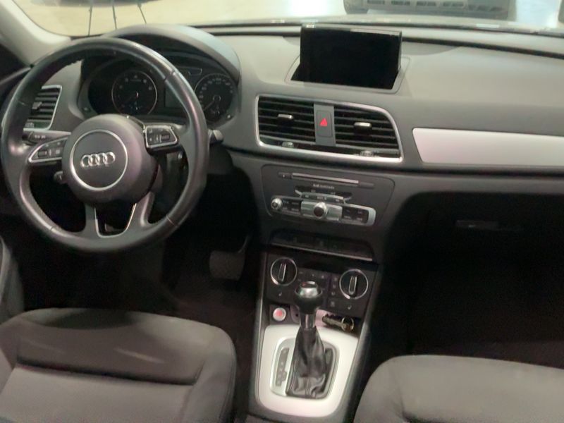 Audi Q3 1.4 TFSI ACT — zdjęcie 12