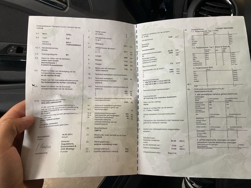 Opel Corsa 1.2 Satellite — zdjęcie 6