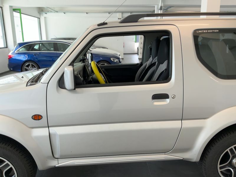 Suzuki Jimny 1.3 Comfort — zdjęcie 4