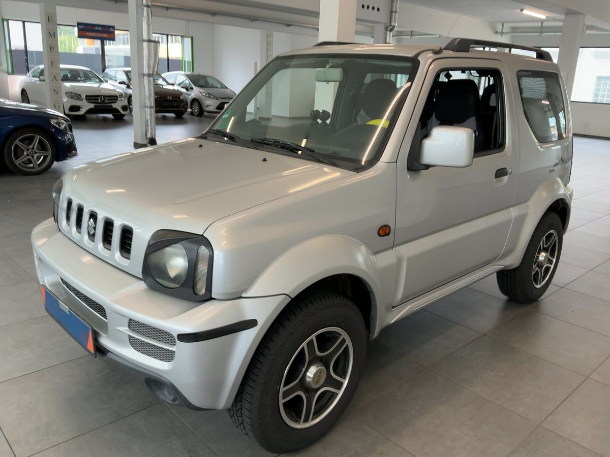 Suzuki Jimny 2011