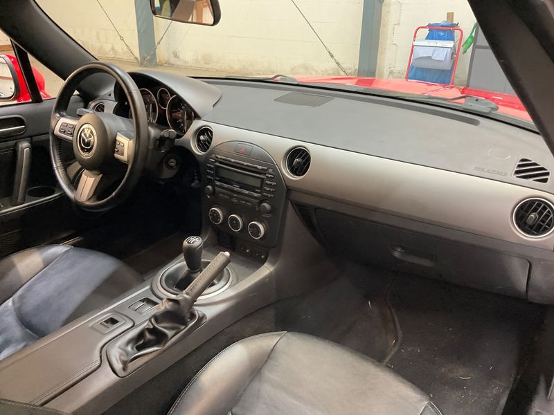 Mazda MX-5 2.0 Center-Line — zdjęcie 12