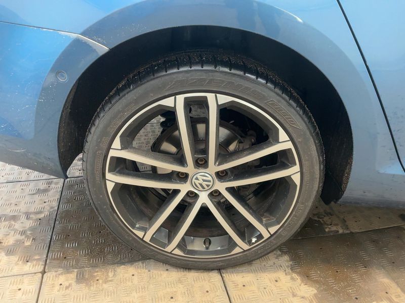 Volkswagen Golf VII 2.0 TDI Highline BlueMotion Tech 2013 – снимка 9