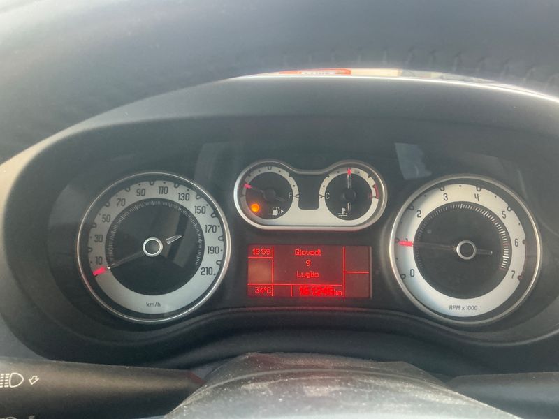 Fiat 500L 1.4 Lounge — zdjęcie 4