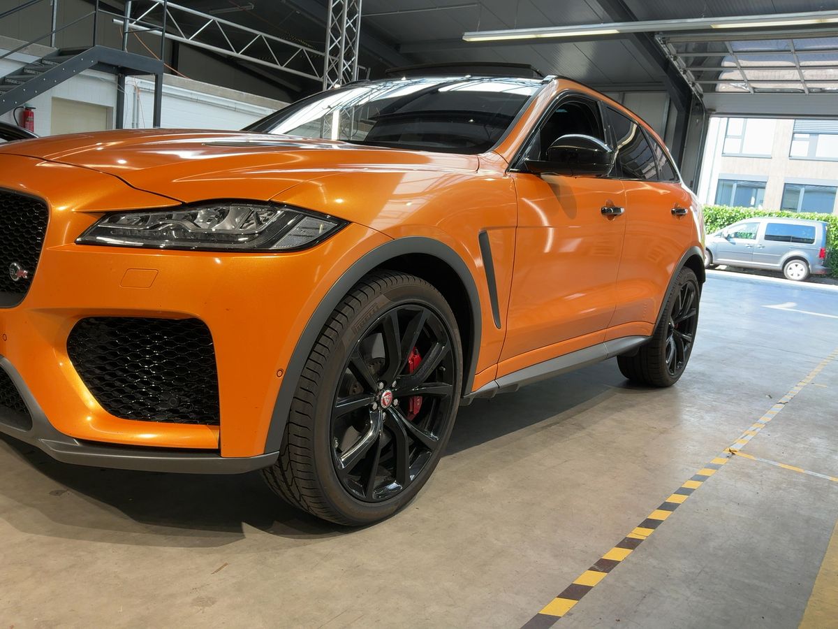 Jaguar F-Pace 5.0 V8 SVR AWD