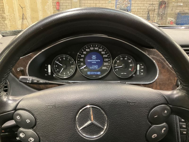 Mercedes-Benz CLS-Klasse CLS 350 — zdjęcie 13