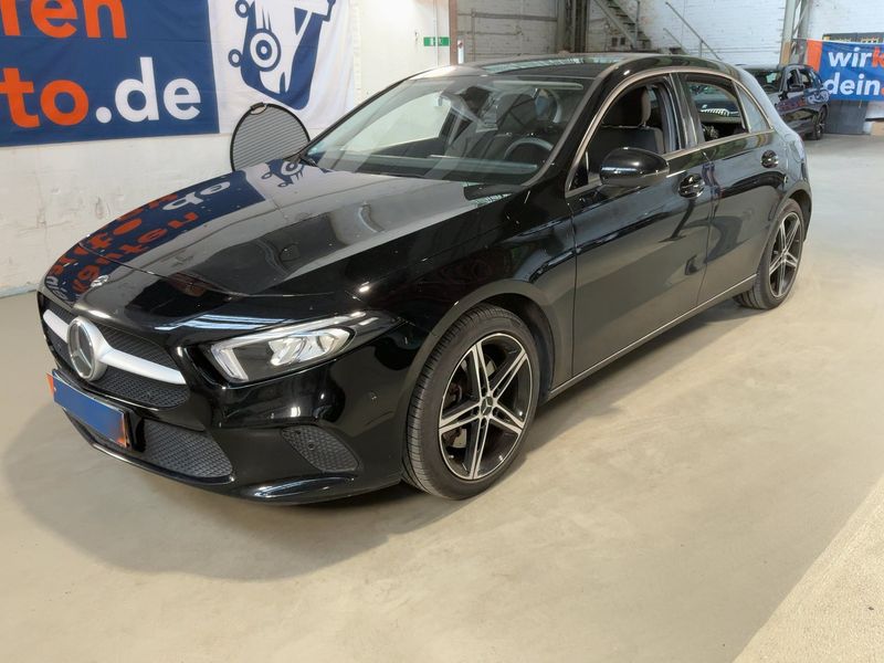 Mercedes-Benz A-Klasse A 250e — zdjęcie 1