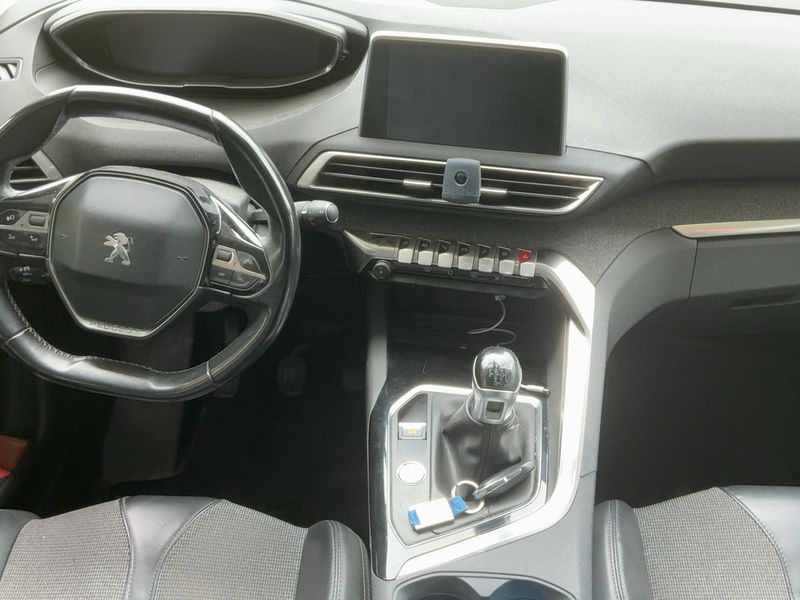 Peugeot 3008 1.6 Blue-HDi Allure — zdjęcie 12
