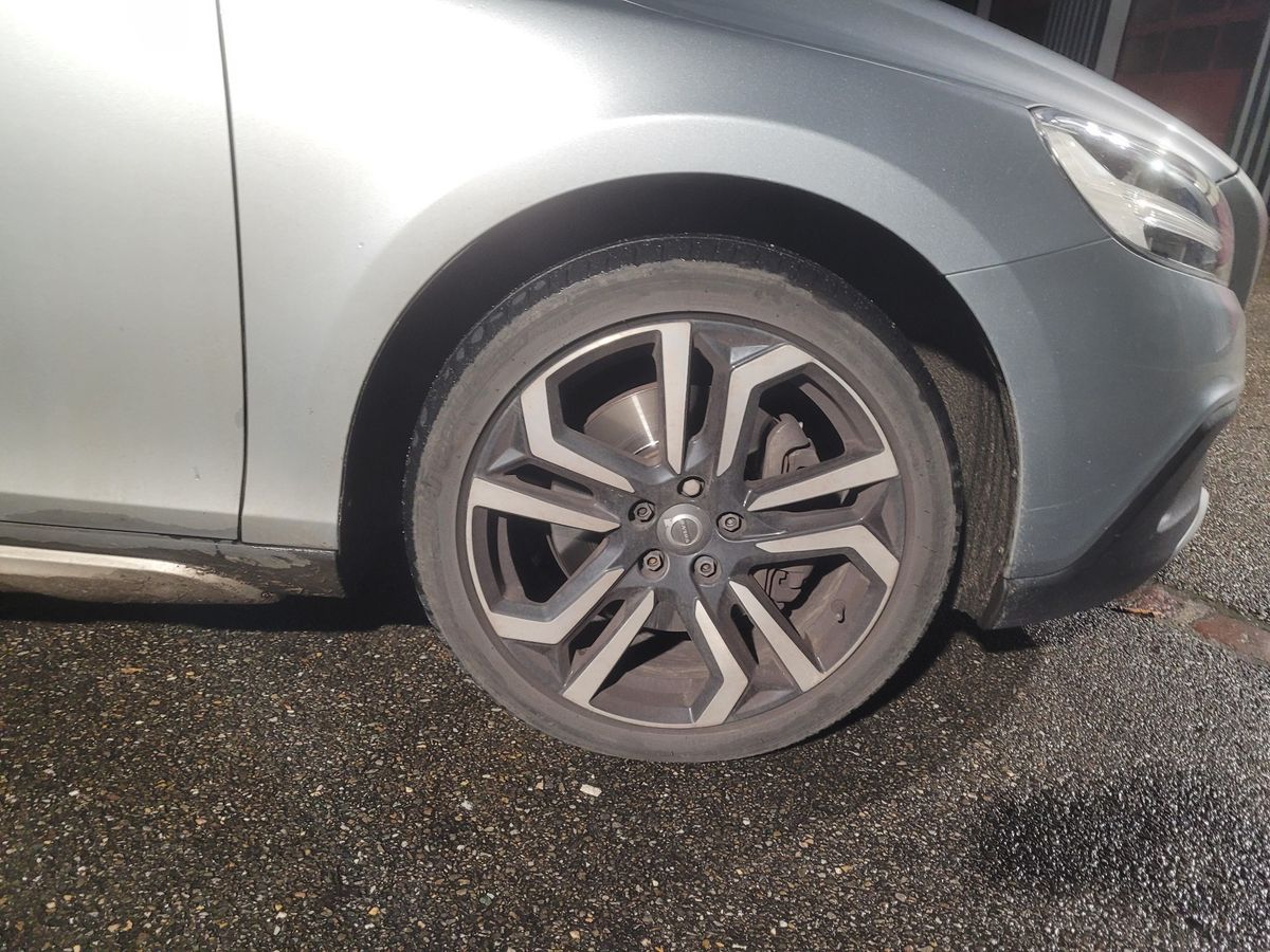 Volvo V40 2017 — photo 12