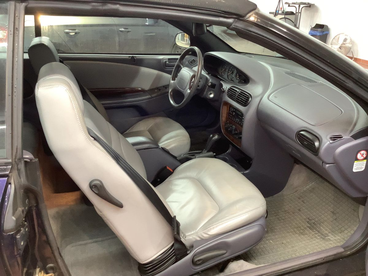 Chrysler Stratus 1998 — photo 18