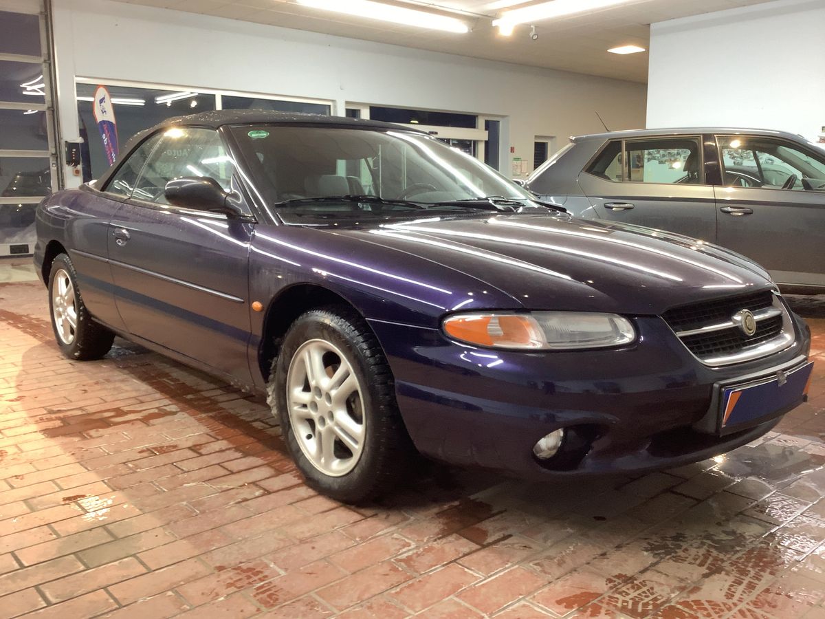 Chrysler Stratus 1998 — photo 13