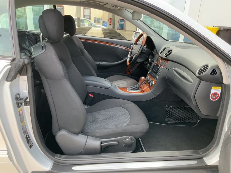 Mercedes-Benz CLK-Klasse CLK 200 Kompressor Elegance — zdjęcie 11