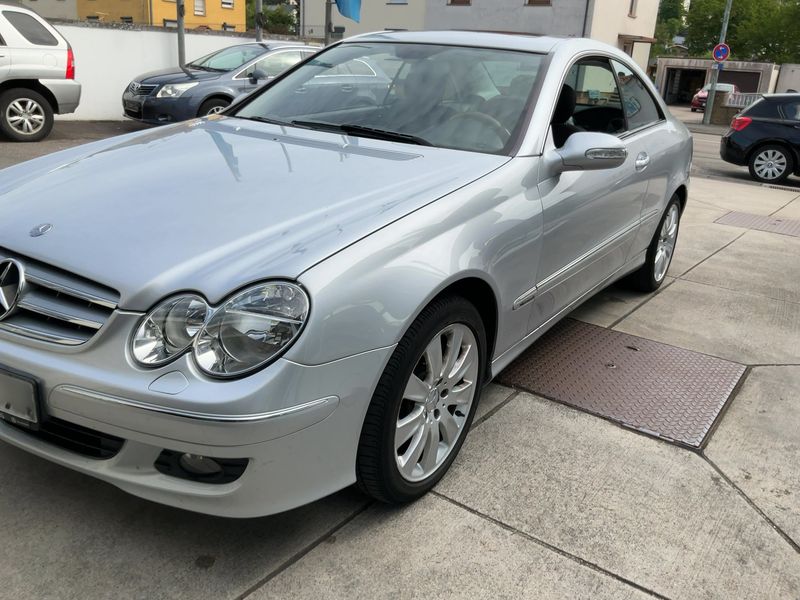 Mercedes-Benz CLK-Klasse CLK 200 Kompressor Elegance — zdjęcie 2