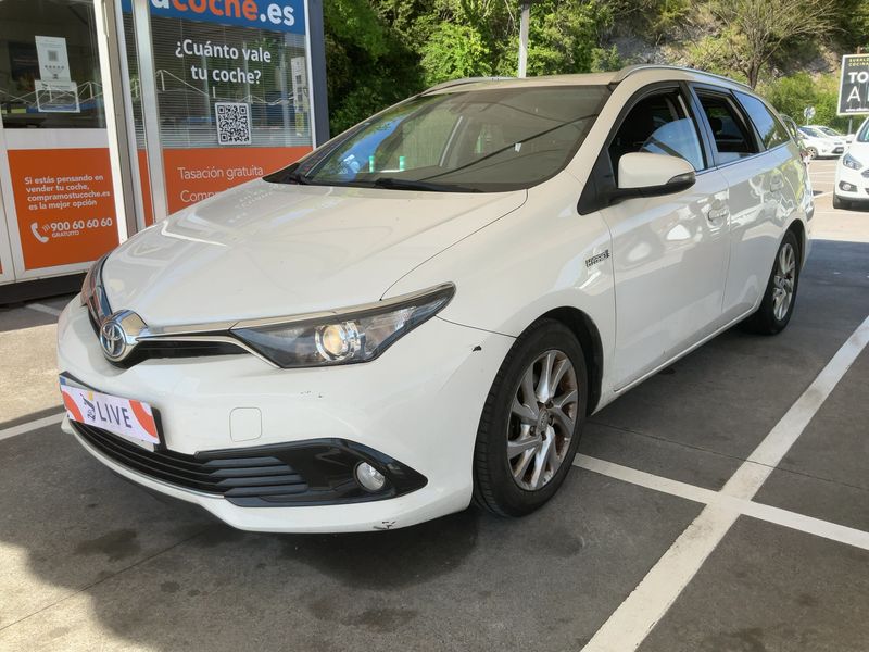 Auris Touring Sports 1.8 Hybrid Active