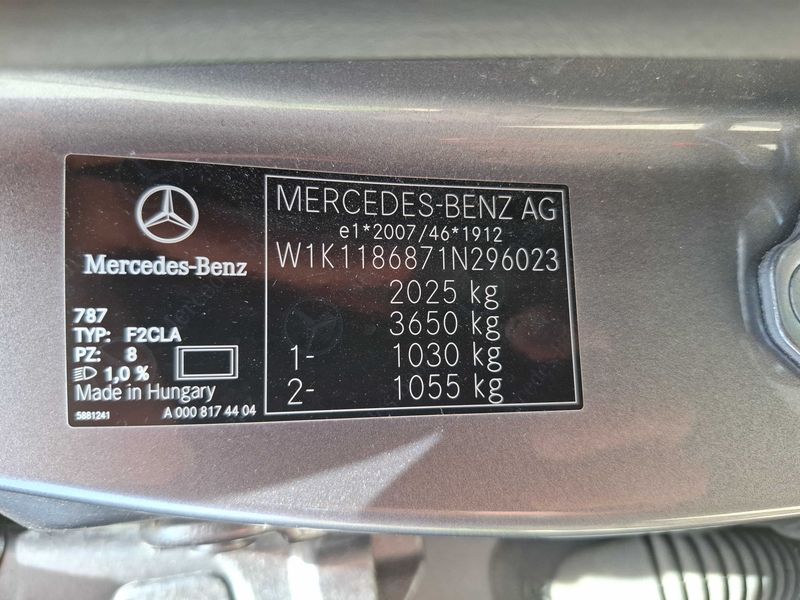 Mercedes-Benz CLA-Klasse CLA 200 Shooting Brake Progressive — zdjęcie 16