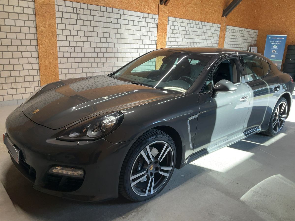 Porsche Panamera Diesel Platinum Edition