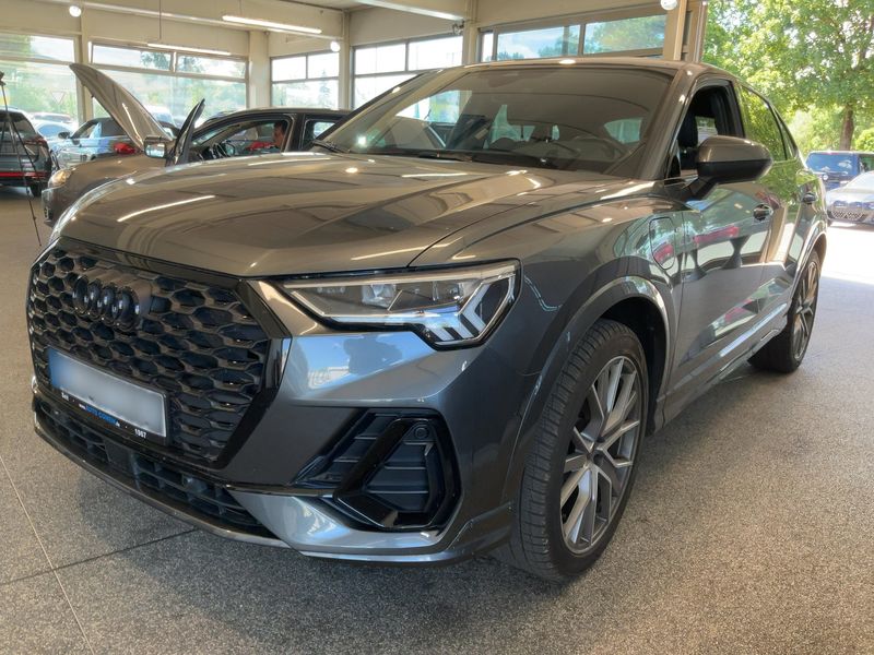 Audi Q3 Sportback 45 TFSIe S line