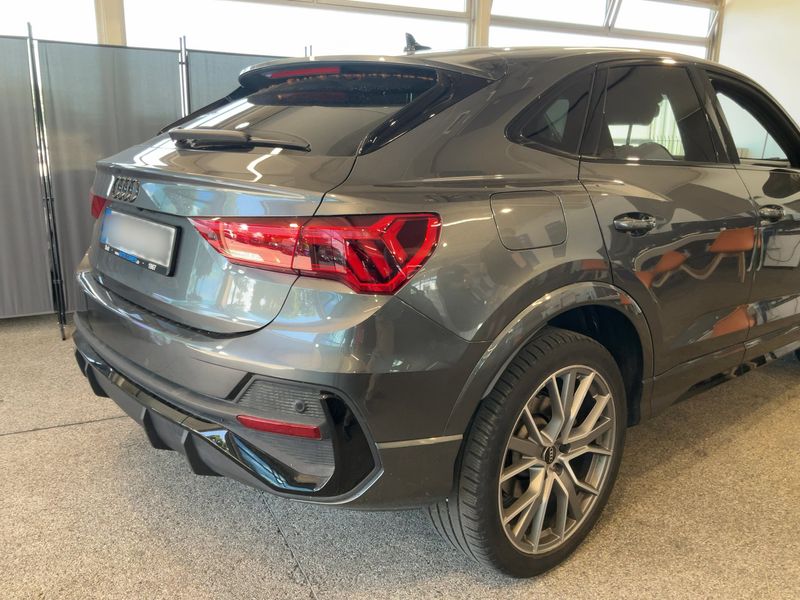 Audi Q3 Sportback 45 TFSIe S line — zdjęcie 6