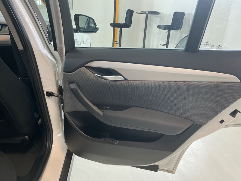 BMW X1 xDrive 18d 2014 – снимка 26