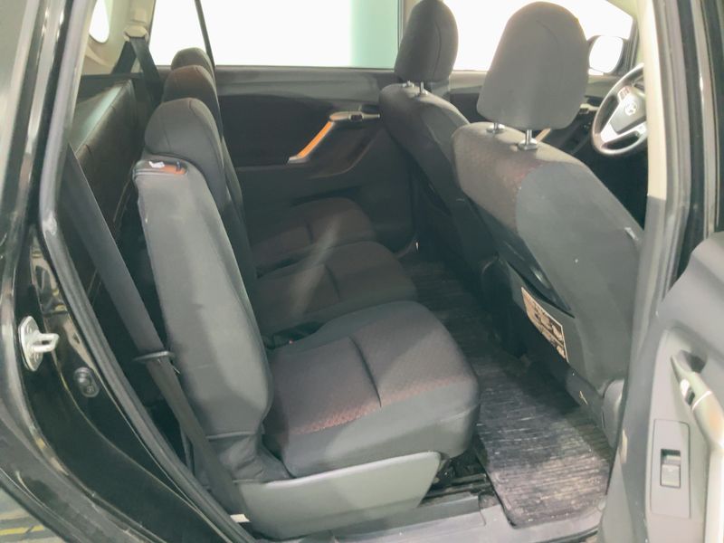 Toyota Verso 1.6 Young — zdjęcie 14