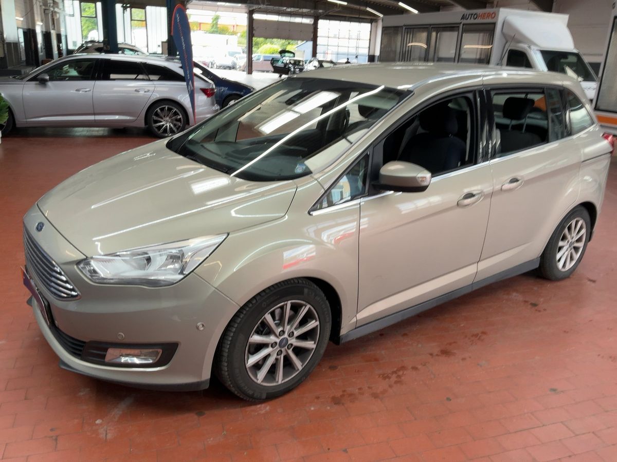 Ford Grand d'occasion