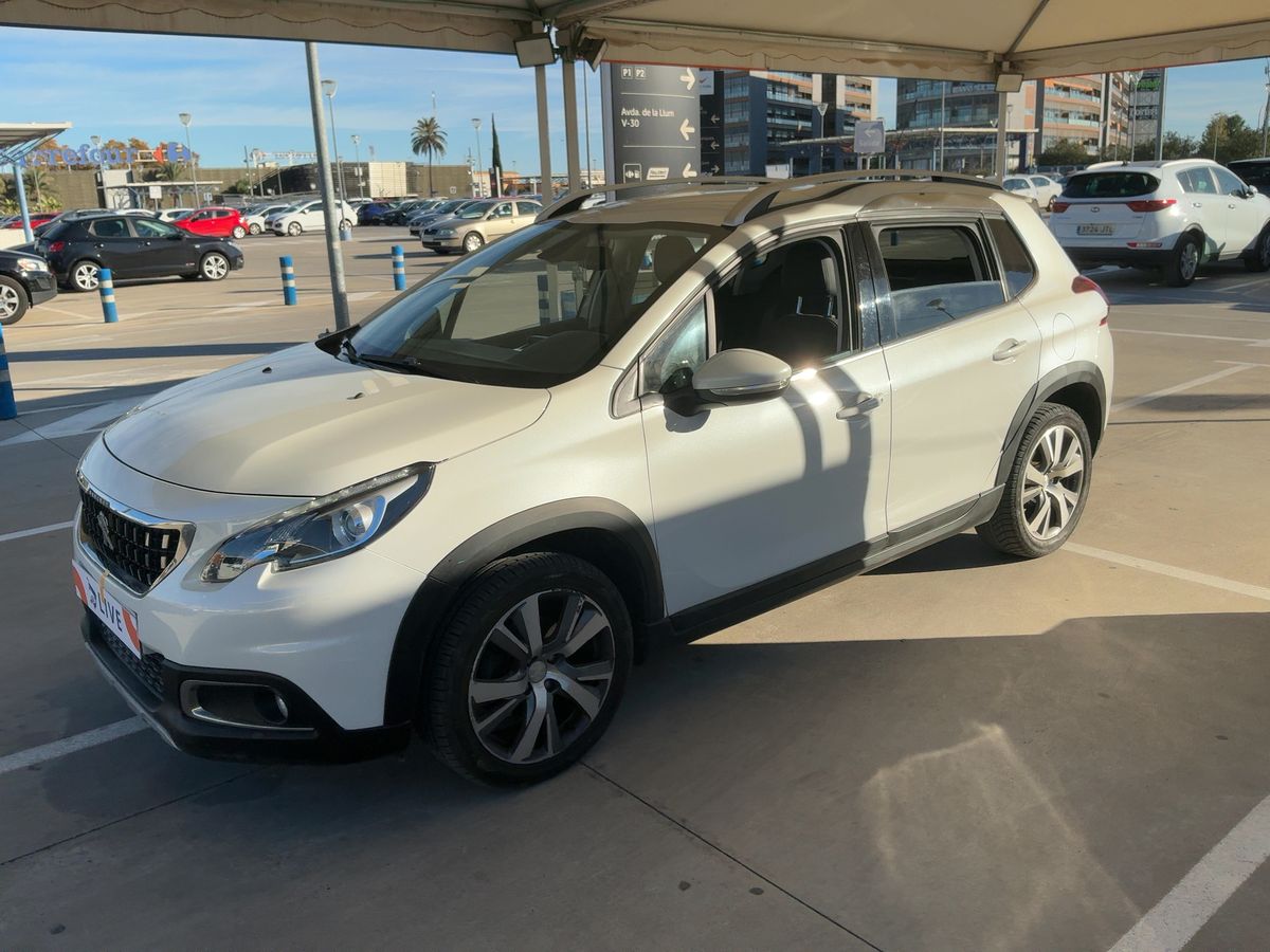 Peugeot 2008 1.2 PureTech Allure