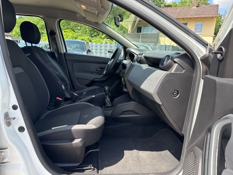 Dacia Duster 1.0 TCe Essential — zdjęcie 19