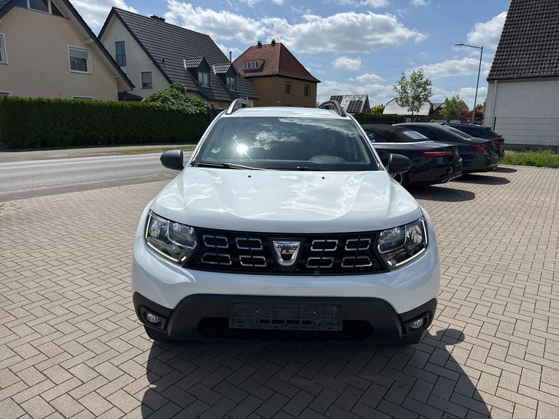 Dacia Duster 1.0 TCe Essential — zdjęcie 22