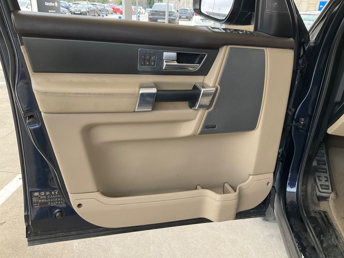 Land Rover 2016 — photo 48