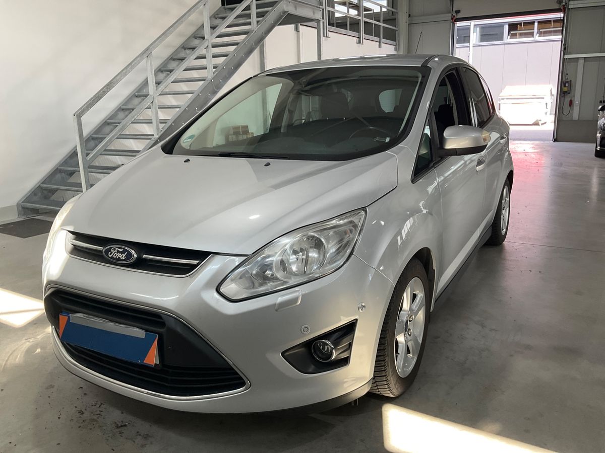 Ford C-Max 2015 — photo 1