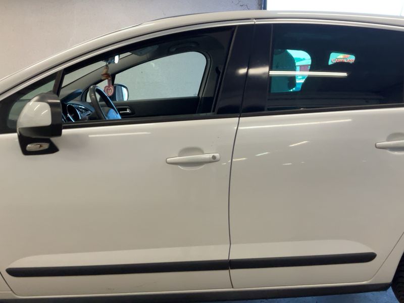 Peugeot 3008 1.6 HDi Active 2011 – снимка 4