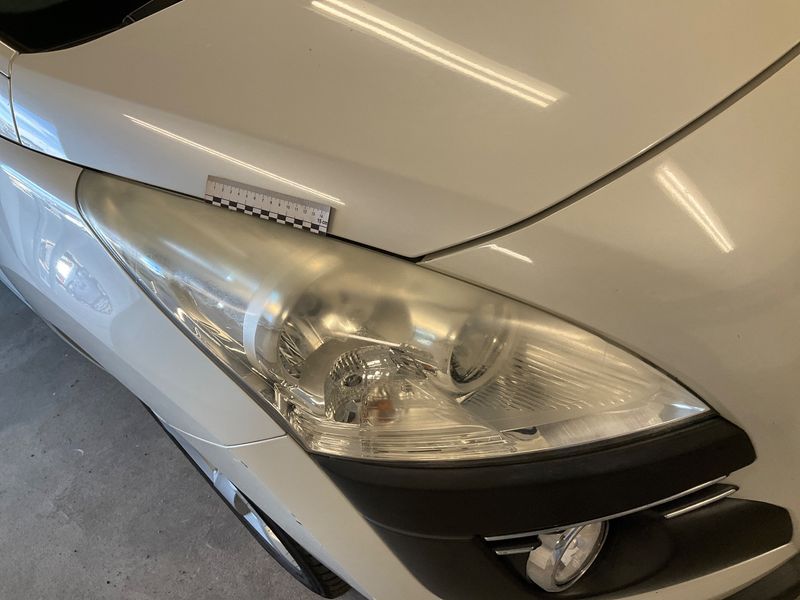 Peugeot 3008 1.6 HDi Active 2011 – снимка 31