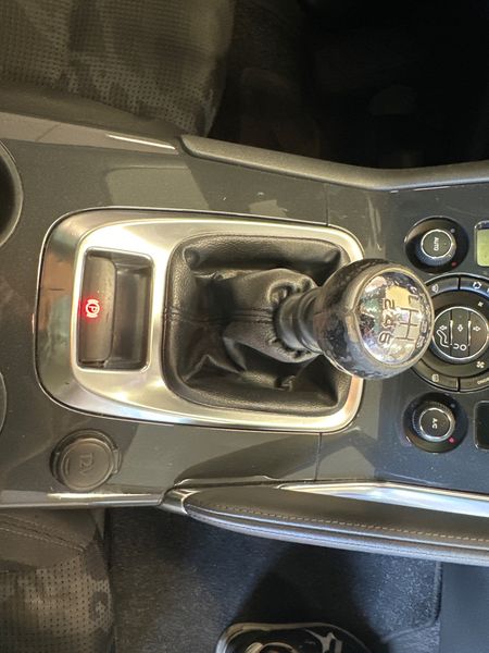 Peugeot 3008 1.6 HDi Active 2011 – снимка 25