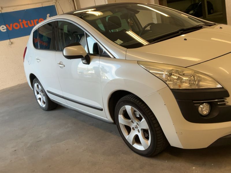 Peugeot 3008 1.6 HDi Active 2011 – снимка 12
