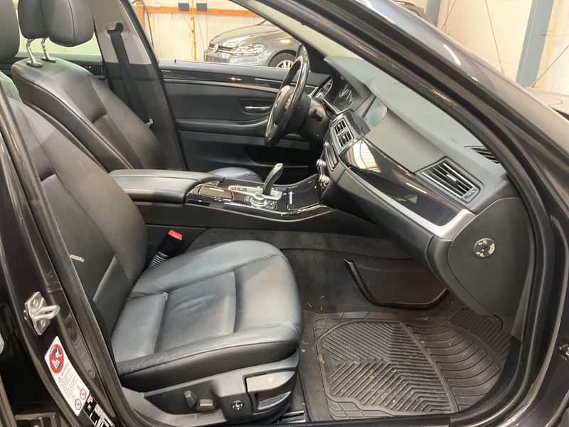 BMW 5er 520d 2012 – снимка 17
